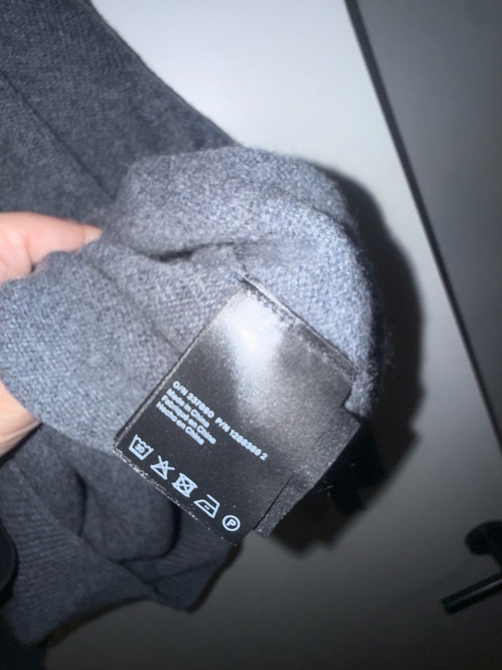 COS CASHMERE CARDIGAN - Picture 3 of 4